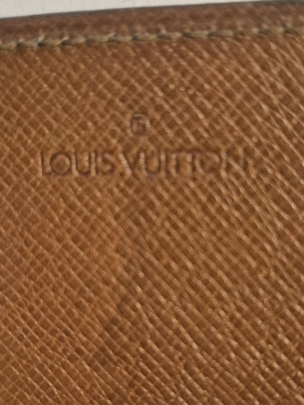 LOW START Louis Vuitton Card Holder  with 4 Card Inserts More Can be Added EUC - Picture 12 of 14